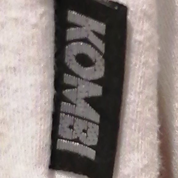 INSANELY RARE KOMBI SOMBRERO TURTLENECK - Picture 3 of 3